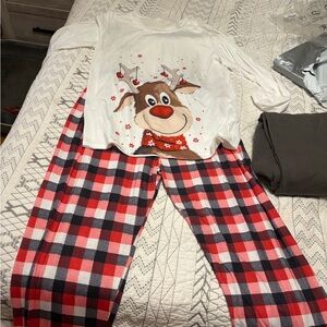 Women’s reindeer pajamas